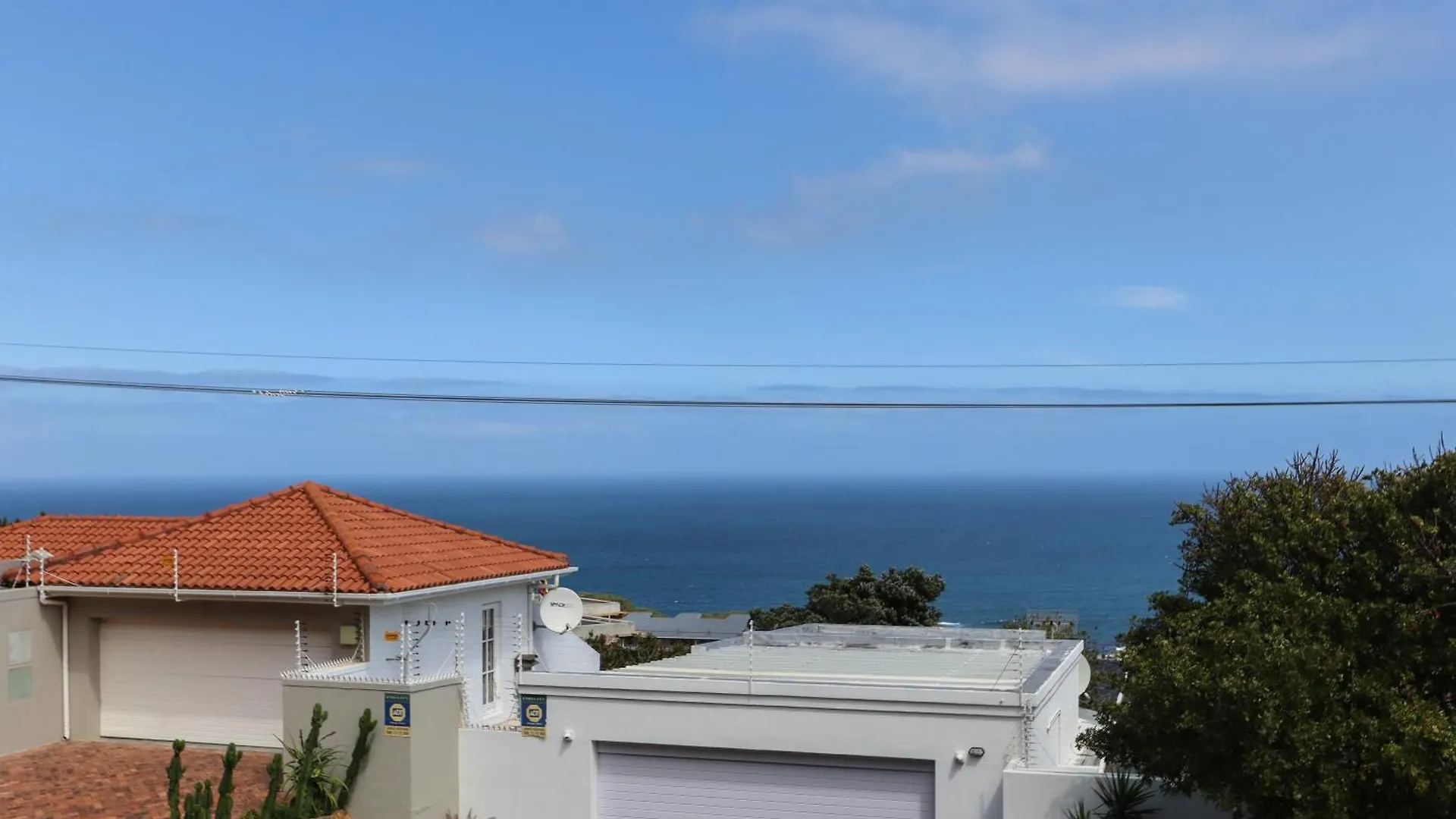 Paradise In Camps Bay, Luxury Villa With Pool And Views Cape Town