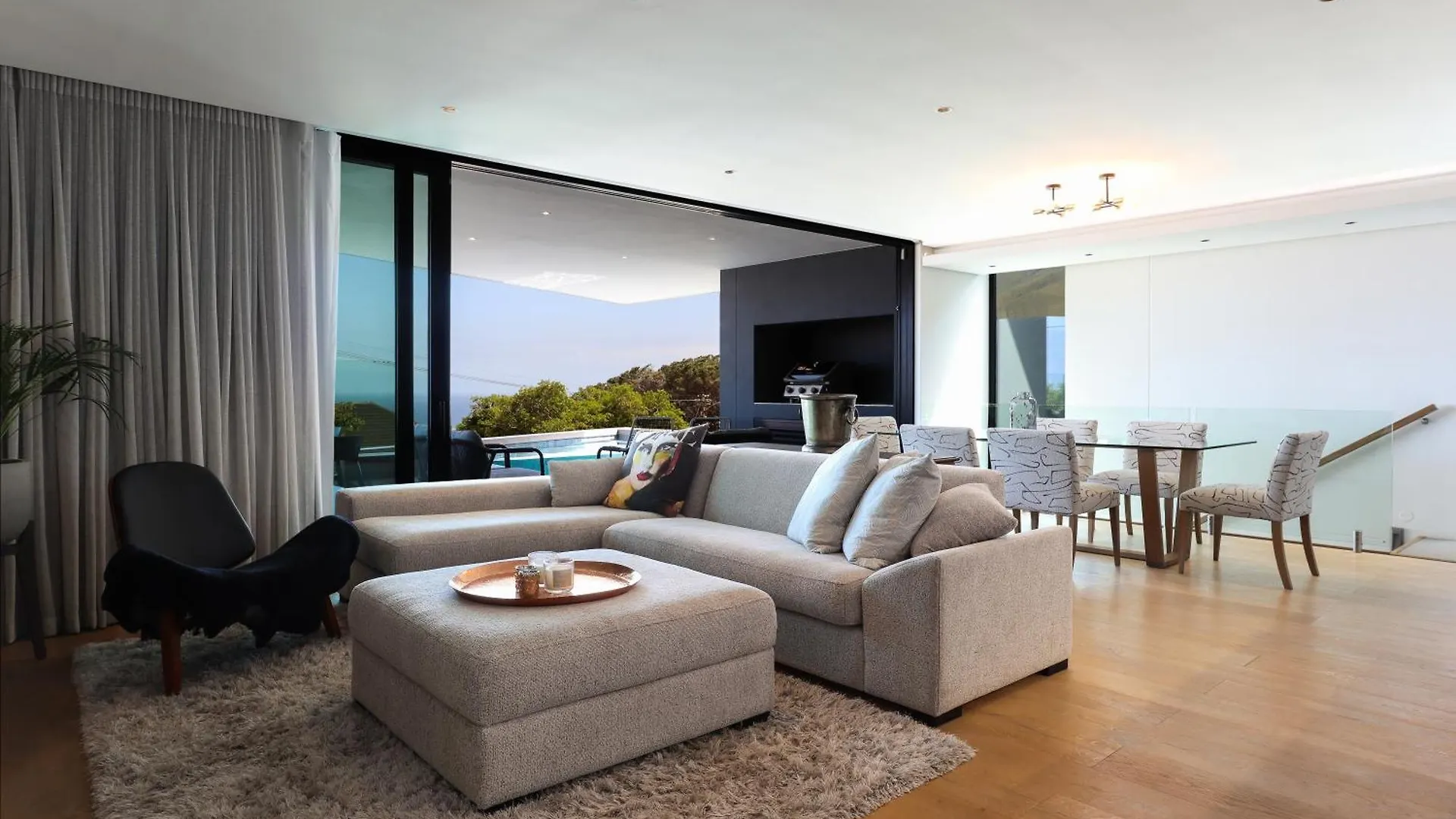 Paradise In Camps Bay, Luxury Villa With Pool And Views Cape Town